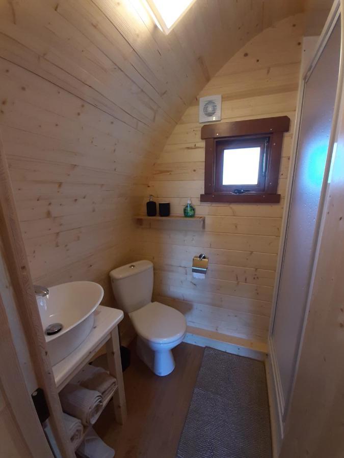 Готель La Cabane De Tic Et Tac Tailles Екстер'єр фото